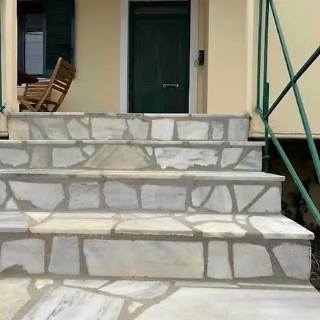 κυδωνιά μάνη